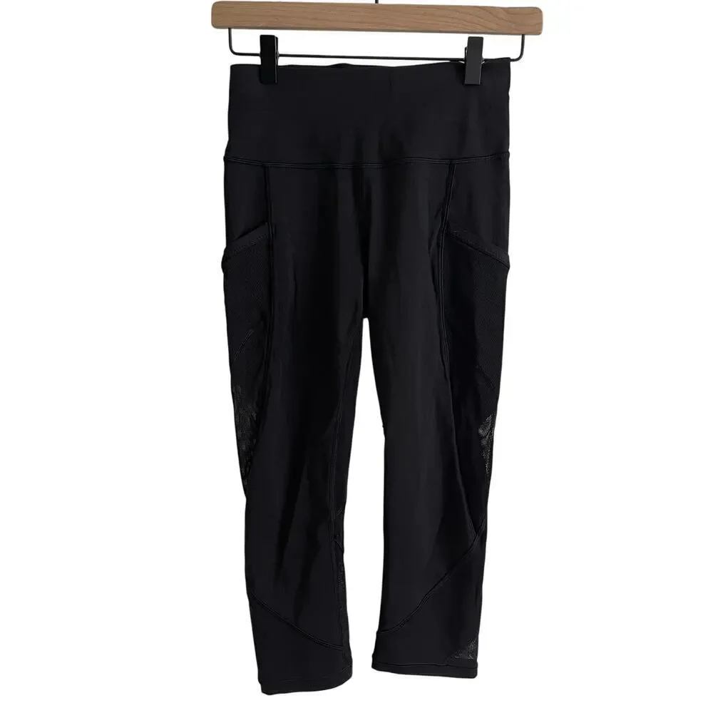 Lululemon Black Cropped Leggings Mesh Inserts Pockets Size 4